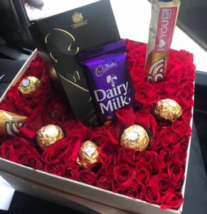 LUXURY HAMPER
