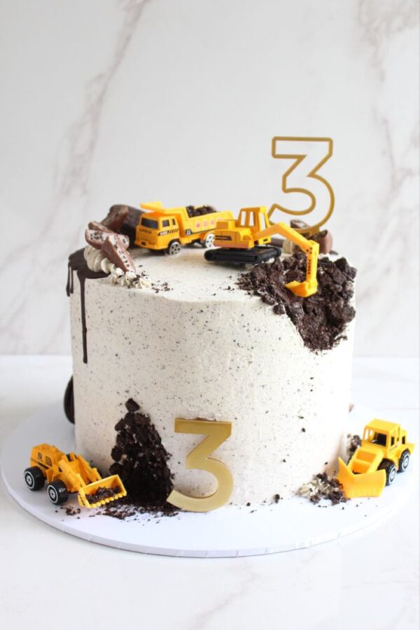 Birthday cakes. - Image 2